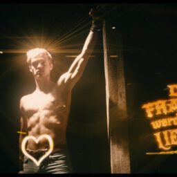 Offline - Das Leben ist kein Bonuslevel mit VFX, Motion Design und Title-Animations von der Weltenwandler Designagentur GmbH.